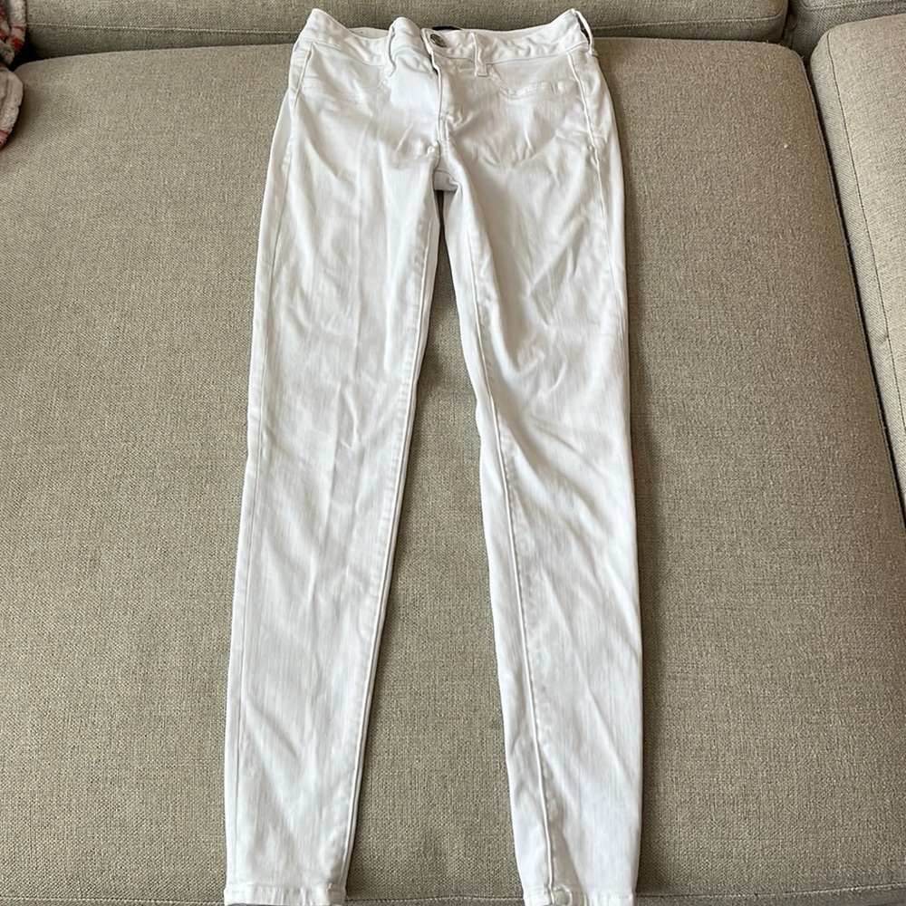 White American Eagle jeans - size 4